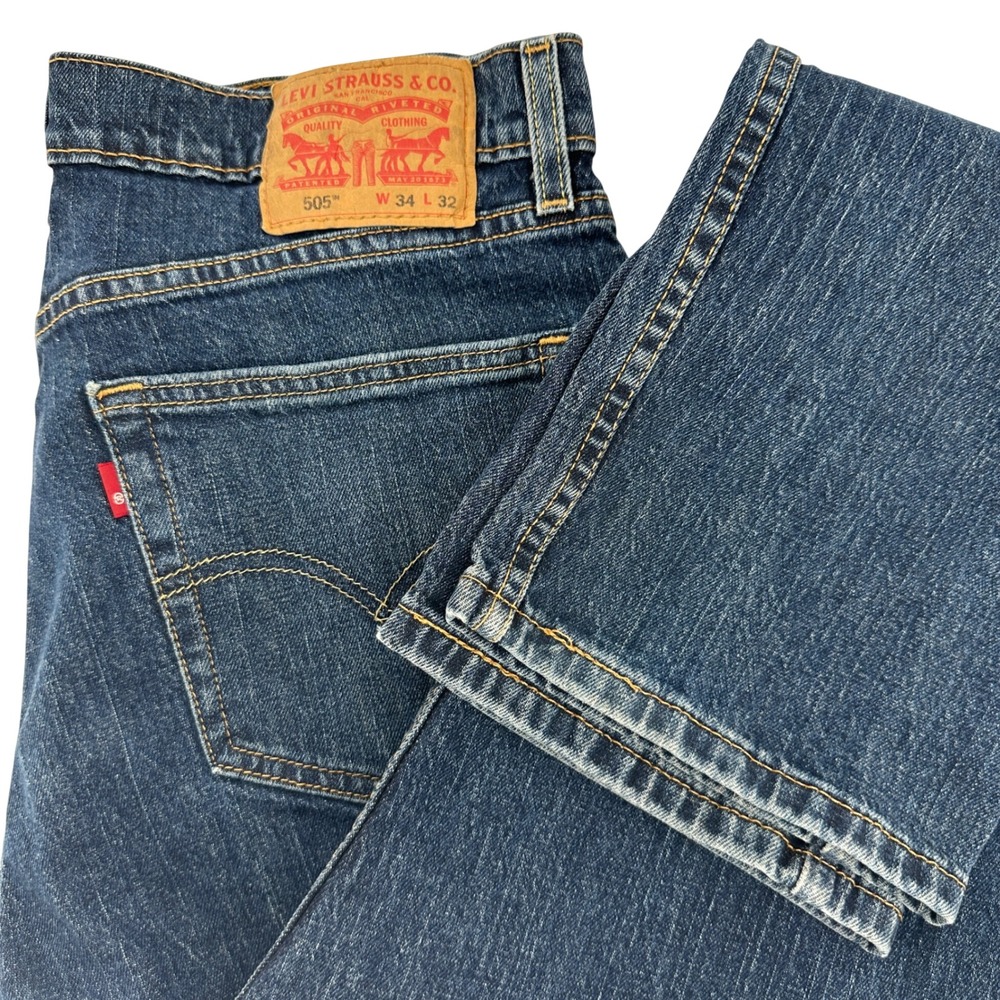 Levi Strauss 505 Mens W34 L32 Med Wash Straight Fit Denim Jeans